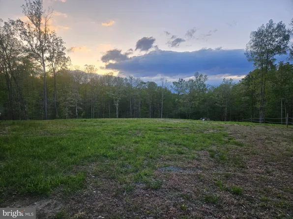 17379 Waterloo Rd, Amissville, VA 20106
