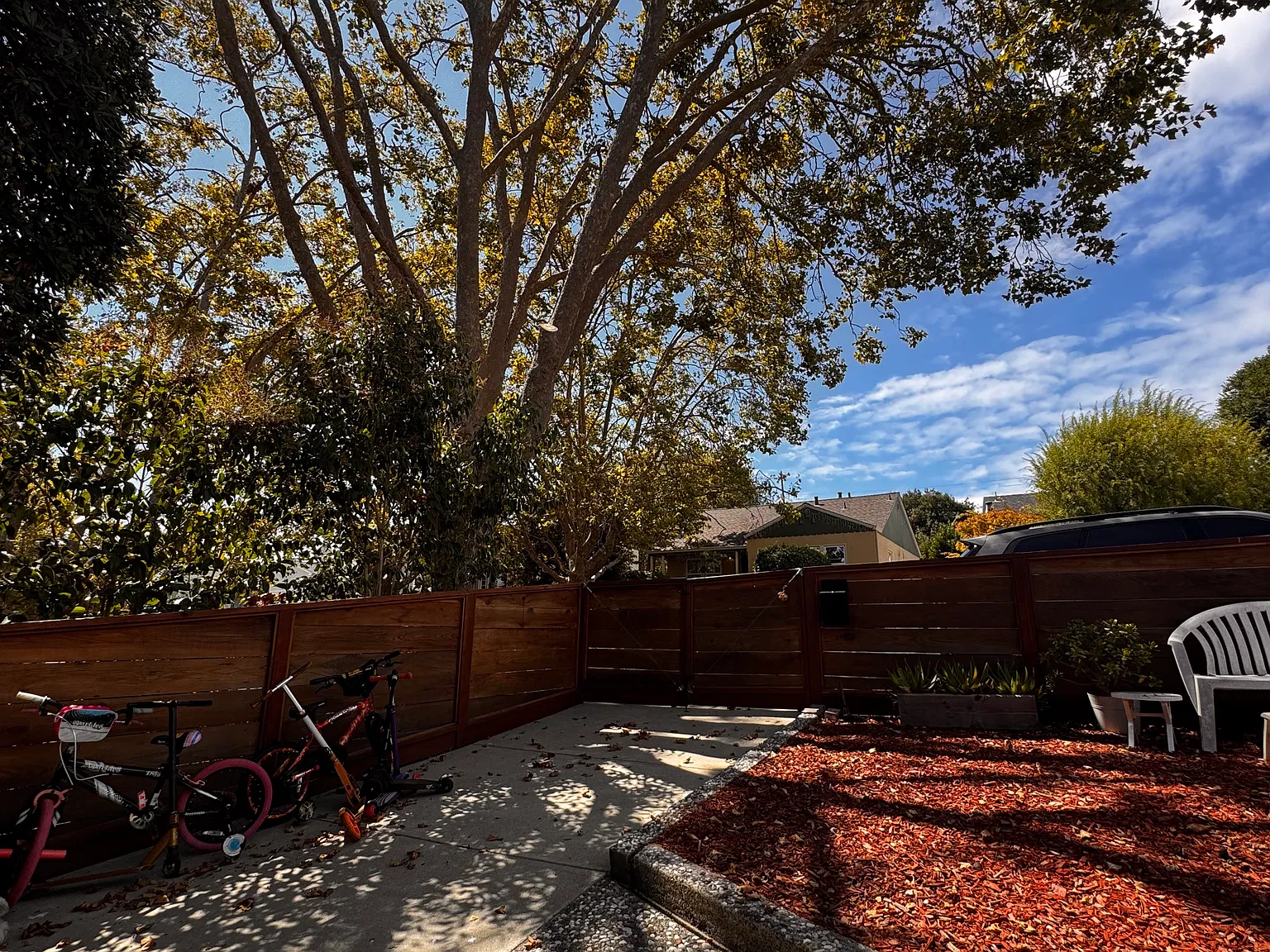 210 Fairmont Ave — Photo 3