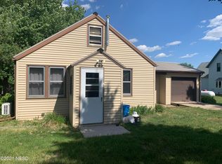 808 Summit St, Gary, SD 57237