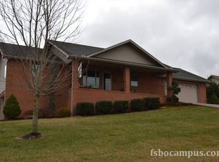 1650 Jasmine Trl, Sevierville, TN 37862