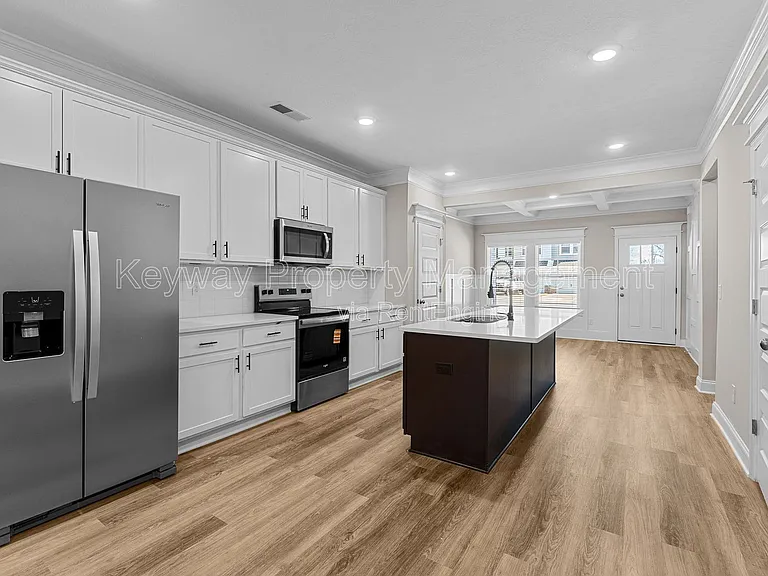 2103 Denmark Ave SE — Photo 6