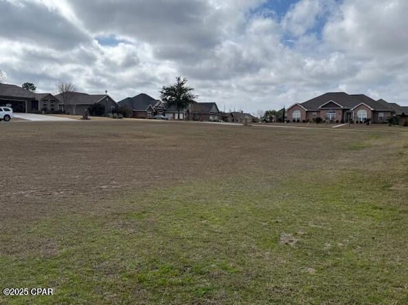 202 Lakeview Ter, Lynn Haven, FL 32444