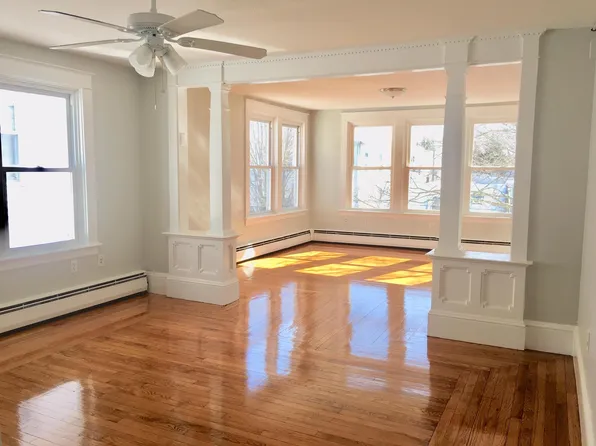 (undisclosed Address), Bristol, RI 02809