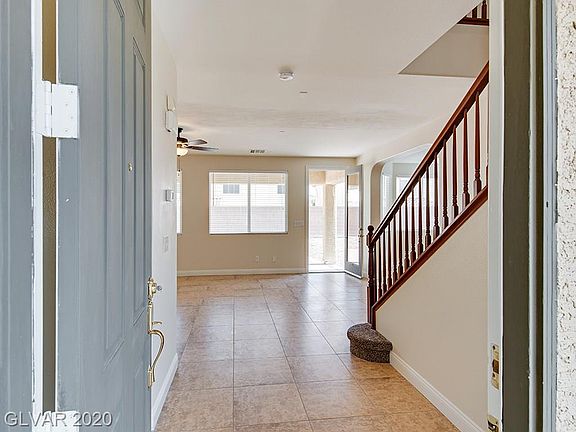 5th image of 6012 Old Vines St