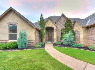 1701 Somerset Ave, Edmond, OK 73013