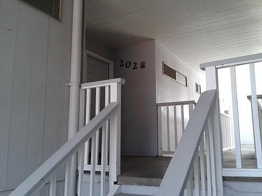 1st image of 1665 Siskiyou Blvd APT 202