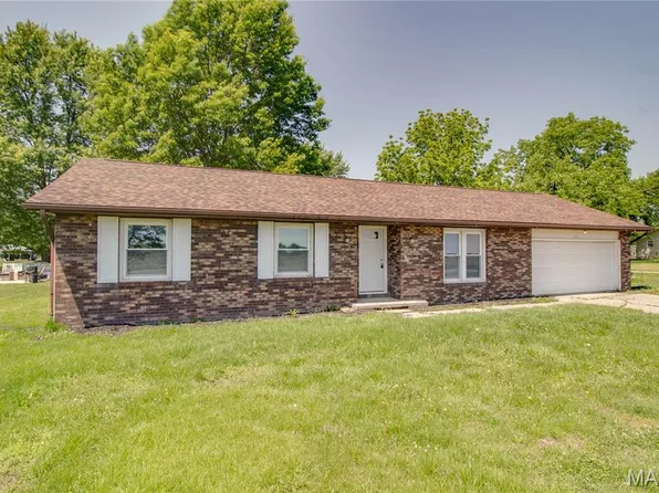507 Walnut St, Schram City, IL 62049