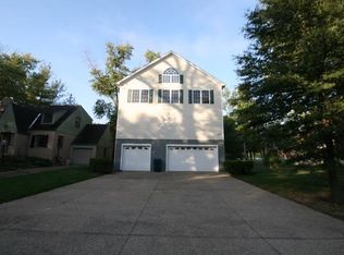 908 W Riverside Dr, Louisville, KY 40207