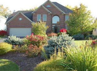 644 Dewig Ct, North Aurora, IL 60542