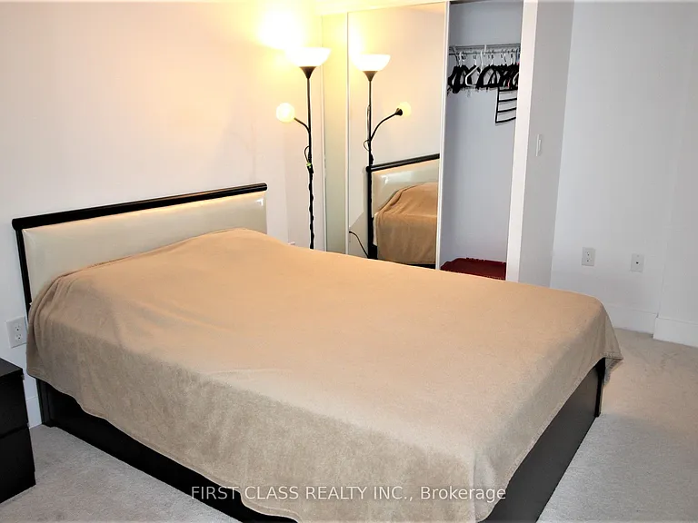 955 Bay St #1303 — Photo 10