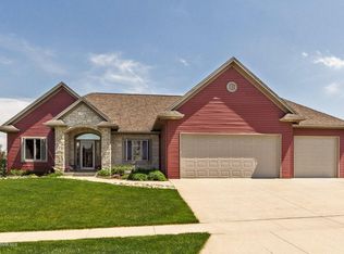 3552 Cameo Ln NE, Rochester, MN 55906