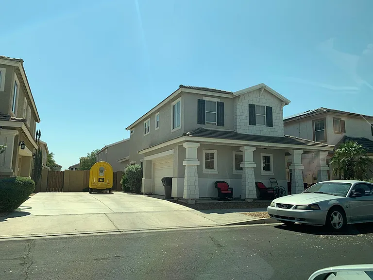 8739 E Kiowa Ave — Photo 2