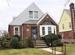 16318 26th Ave, Flushing, NY 11358