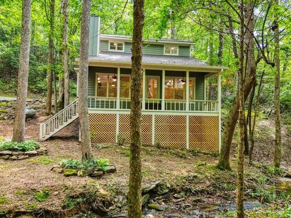 1390 Cherokee Trl, Young Harris, GA 30582
