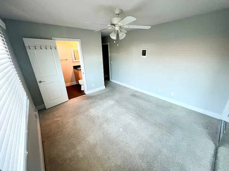 836 W Pennsylvania W #205 — Photo 12
