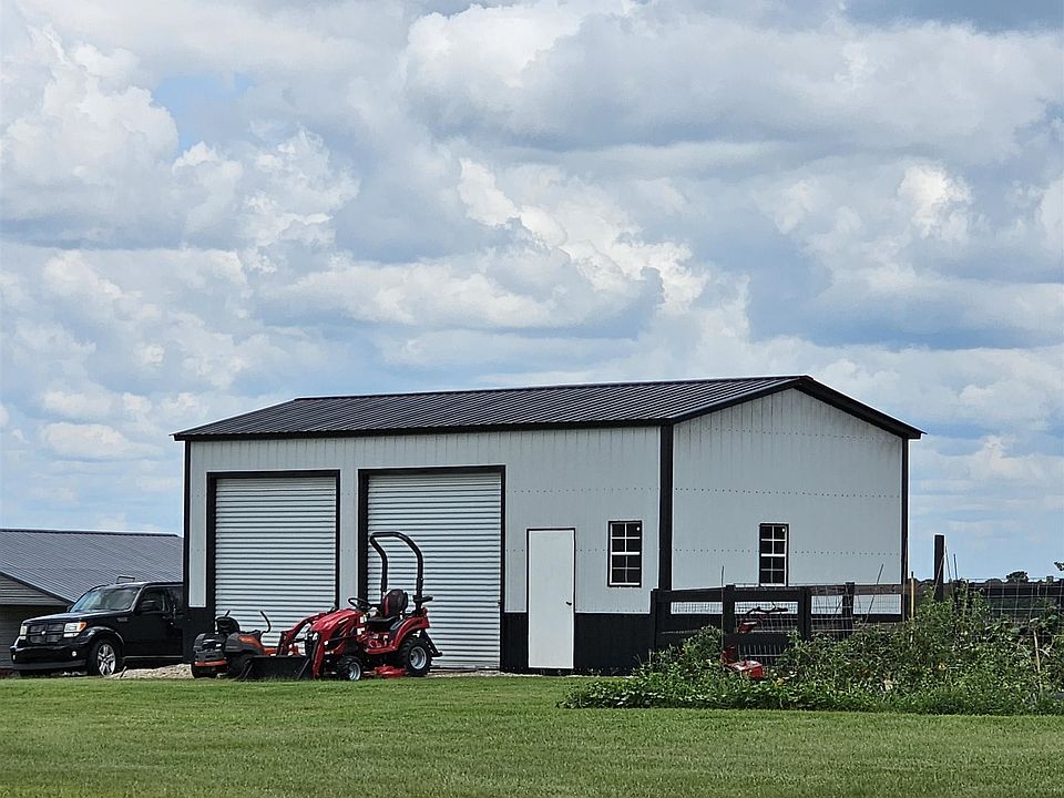 2nd image of 132 Hill Top Dr
