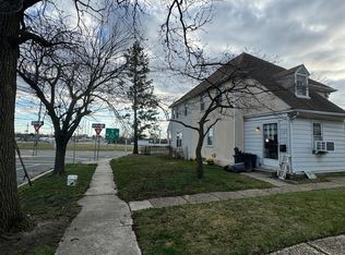 226 S Hannevig Ave, Brooklawn, NJ 08030