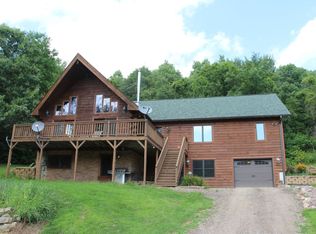 10498 Eckberg Ave, Sparta, WI 54656