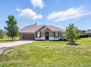 2616 Morning Mist Ln, Nevada, TX 75173