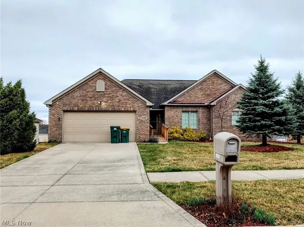 5715 W Longridge Dr, Seven Hills, OH 44131