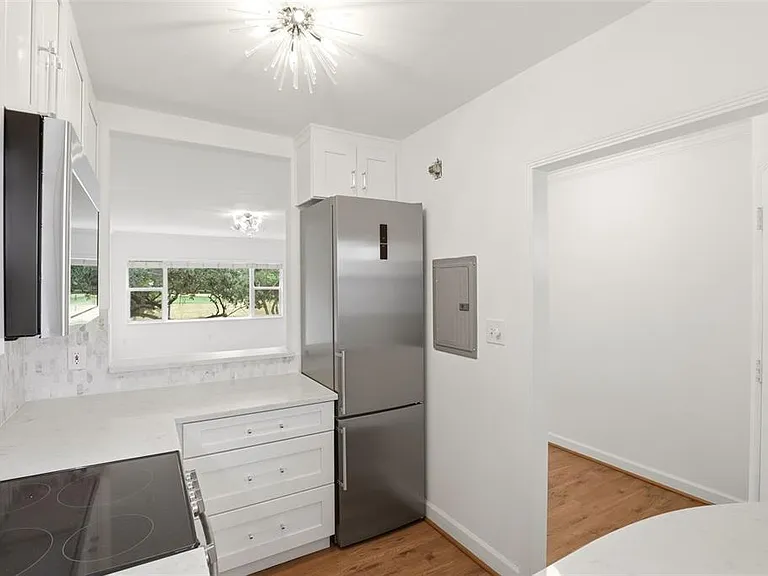 640 N Park Ave #5 — Photo 9