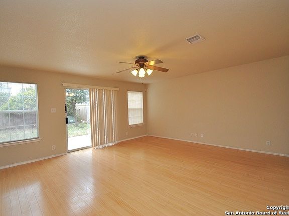 5th image of 7527 Cortland Oak