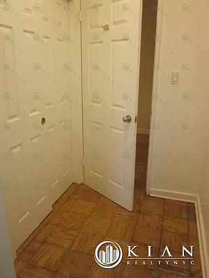 Rented by Kian Realty | media 15