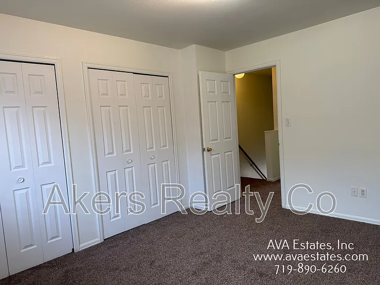 1405 E 19th St #B — Photo 12