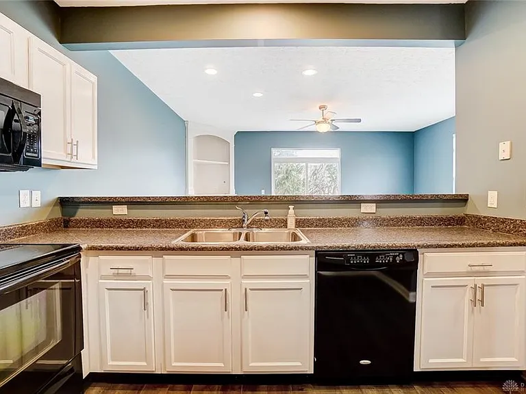 4345 Straight Arrow Rd — Photo 17