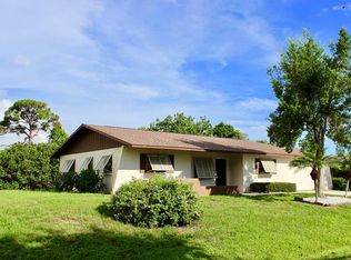 925 Indus Rd, Venice, FL 34293