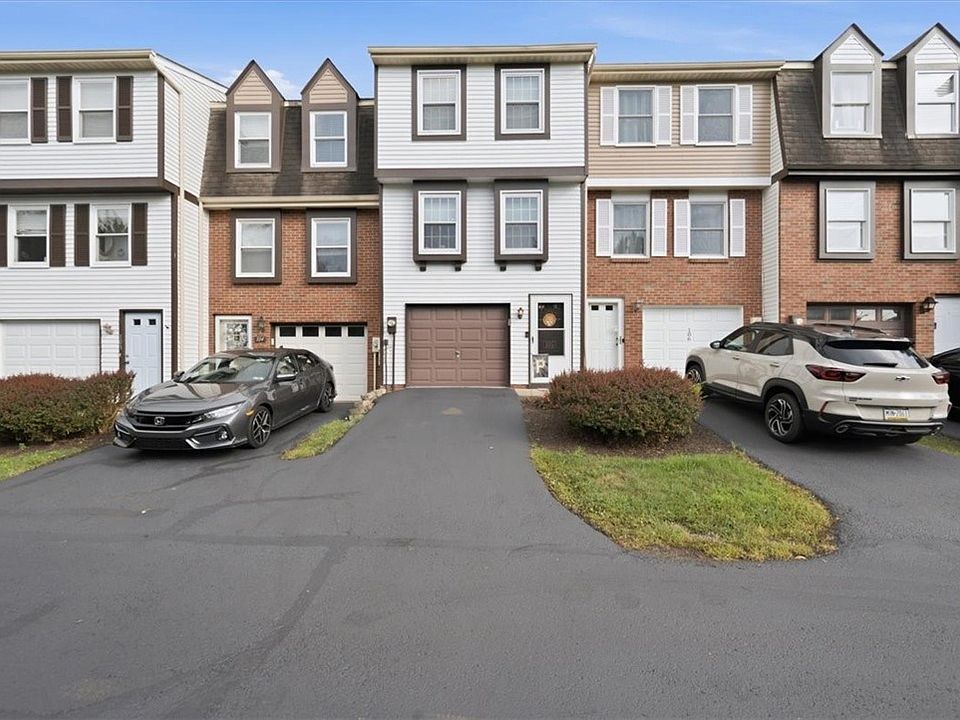 1st image of 105 Bonnie Brae Dr