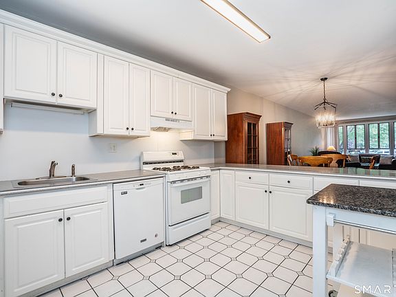 5th image of 779 Prospect Avenue #14