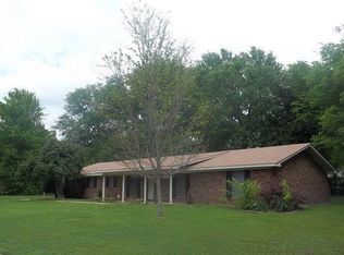 105 Sherwood Dr, Longview, TX 75605