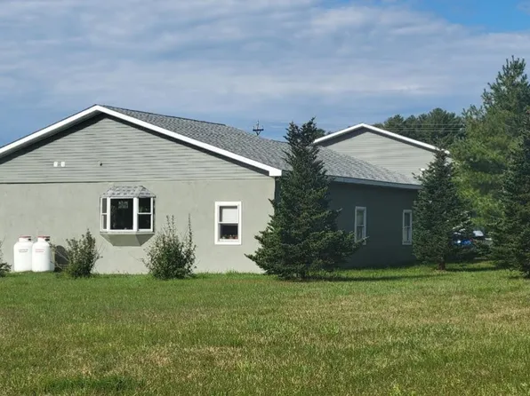 55 Lawrence Rd, Morrisville, VT 05661