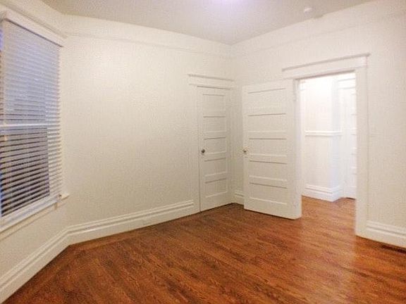 5th image of 120 Douglass St