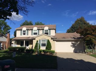 5044 Prentis Dr, Troy, MI 48085