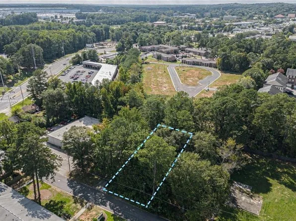 378 Lockheed Ave SE #10, Marietta, GA 30060