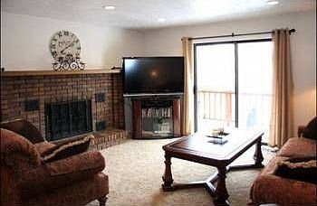 4th image of 2095 E Linden Cir