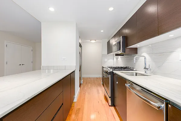 Rented by A&E Real Estate Management | media 4