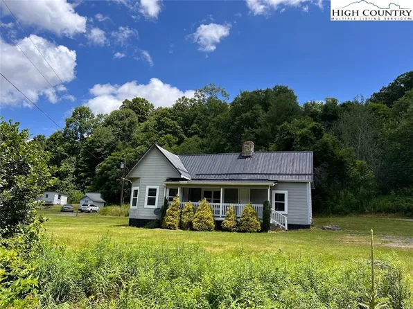 153 Station Drive, West Jefferson, NC 28694