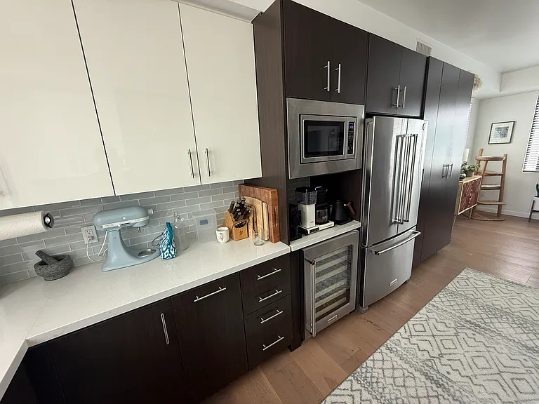 145 Virginia St — Photo 4
