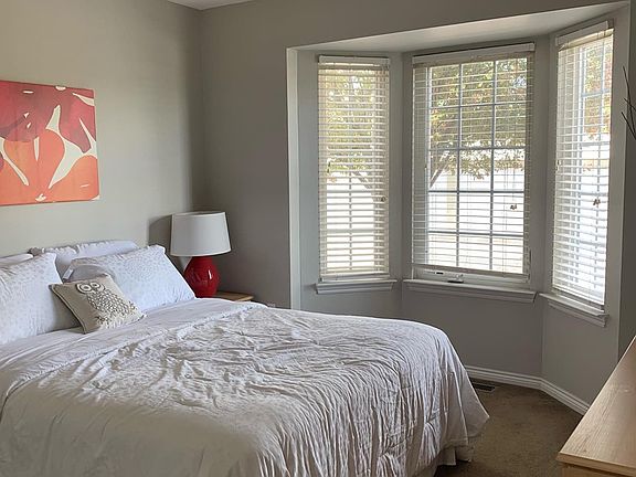 5th image of 50668 Woodbury Dr