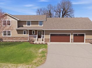 18724 Fall Ridge Rd, Richmond, MN 56368