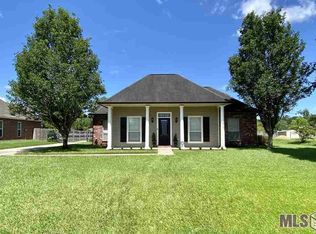 25866 Regency Ave, Denham Springs, LA 70726
