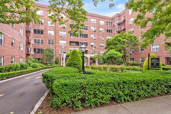 Sold by DejaView Residential Inc | media 1