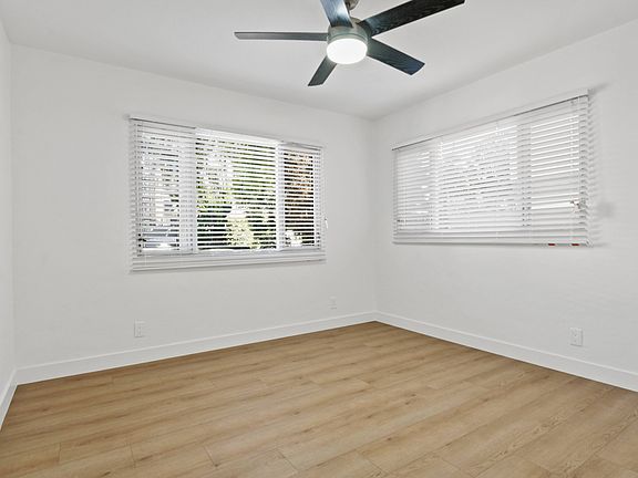 4th image of 1118 11th St APT 1