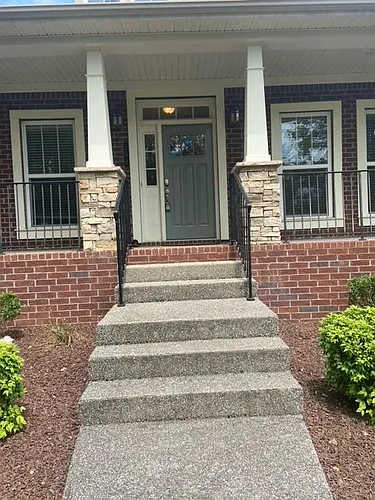 102 Fine Ln Photo 1