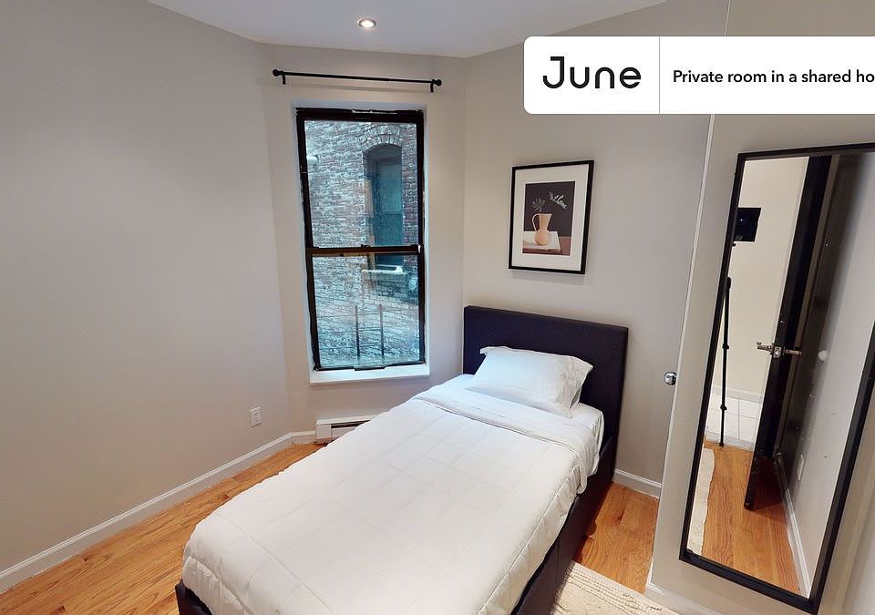 1st image of 342 Manhattan Ave #3S-C
