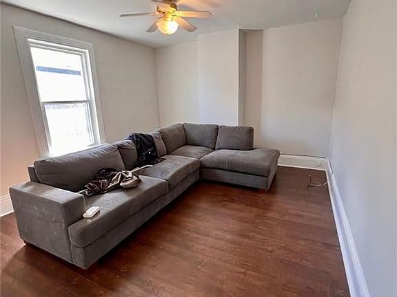 5th image of 502 Richardson Ave #2