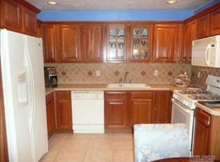 143 Hampton Vista Dr, Manorville, NY 11949